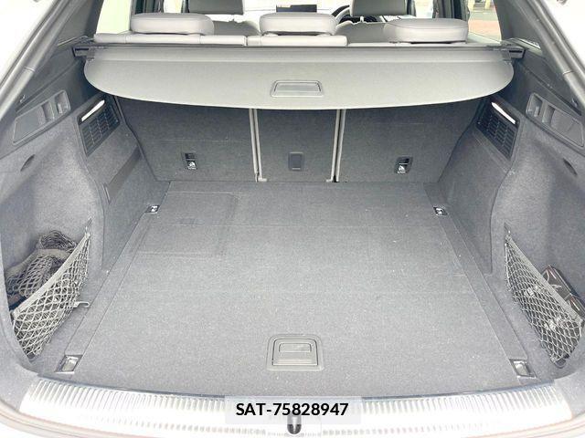 Audi Q5 2023-10 7875364-10