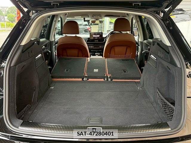 Audi Q5 2023-12 7960566-12