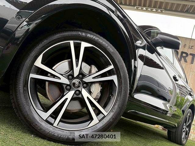 Audi Q5 2023-12 7960566-18