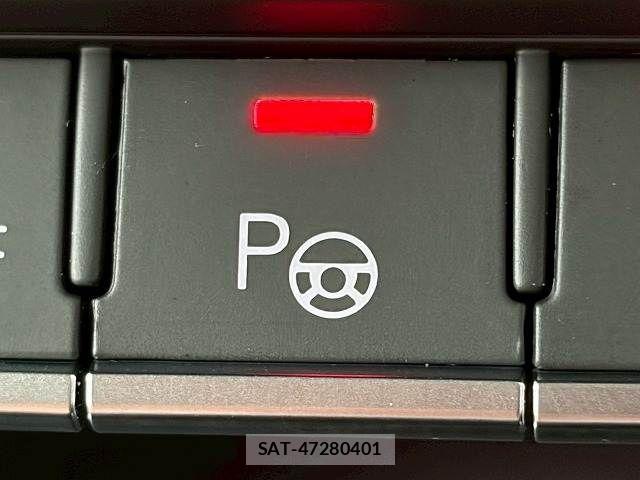 Audi Q5 2023-12 7960566-7