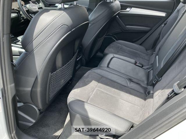 Audi Q5 2021-09 7960567-13
