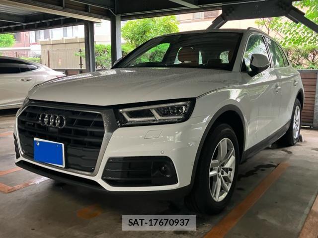 Audi Q5 2018-08 8034476-0