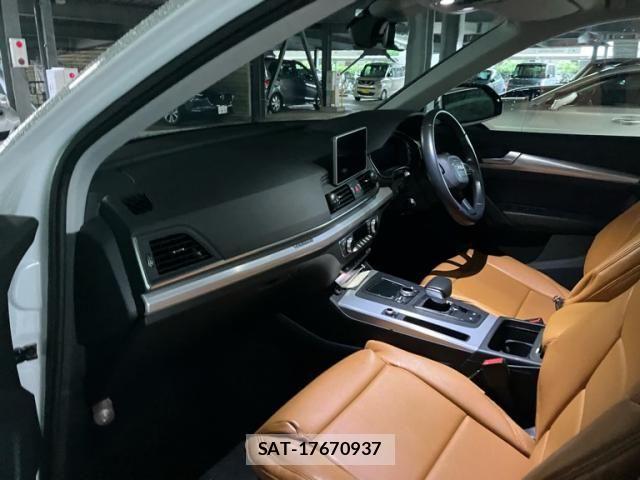 Audi Q5 2018-08 8034476-13