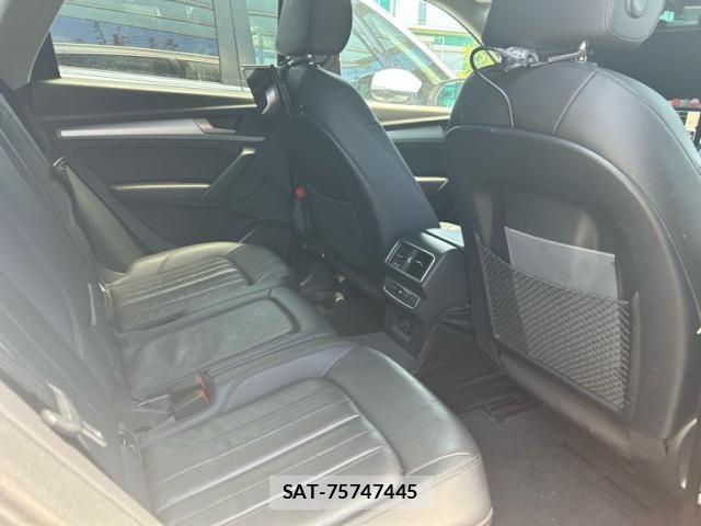 Audi Q5 2017-11 8034474-9