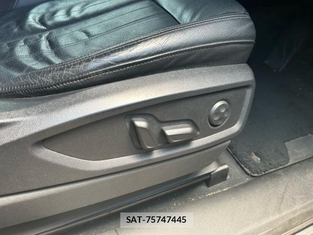 Audi Q5 2017-11 8034474-12