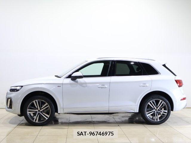 Audi Q5 2025-06 8034472-10