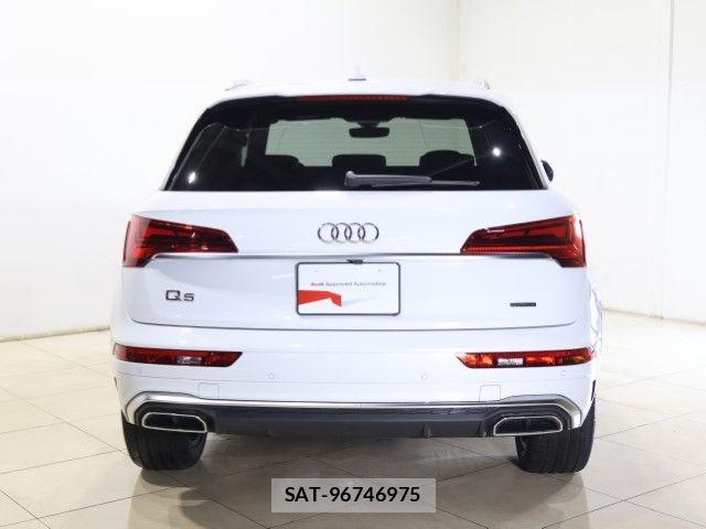Audi Q5 2025-06 8034472-11