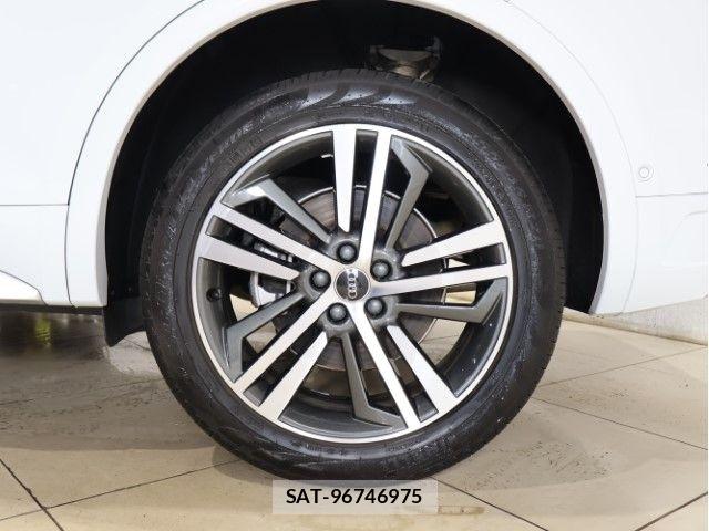 Audi Q5 2025-06 8034472-14