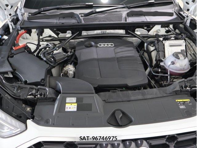Audi Q5 2025-06 8034472-18