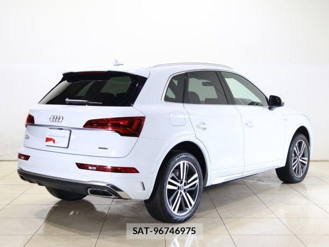 Audi Q5 2025-06 8034472-1