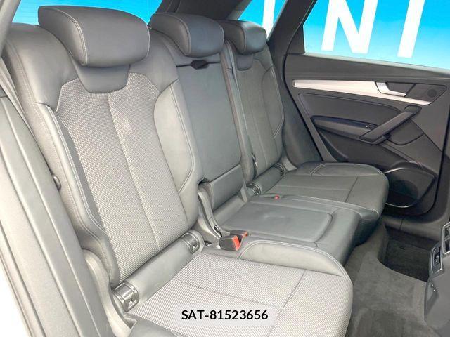 Audi Q5 2018-08 8072920-9