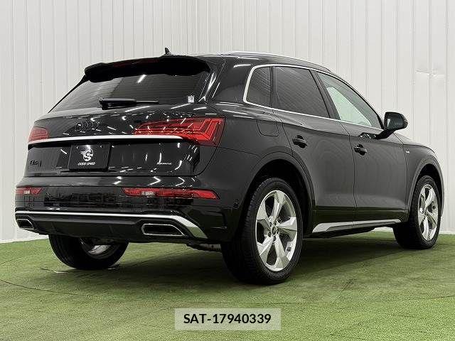Audi Q5 2021-07 8072919-15