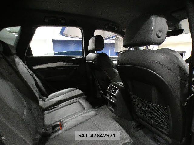Audi Q5 2018-05 8098074-27