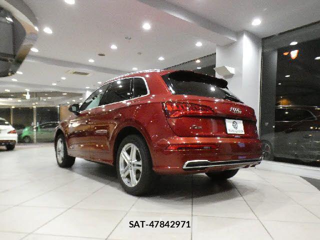 Audi Q5 2018-05 8098074-3