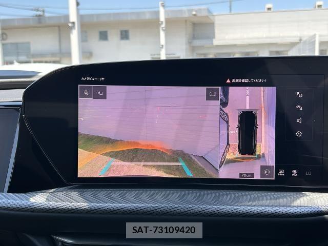 Audi Q5 2025-10 8129038-2
