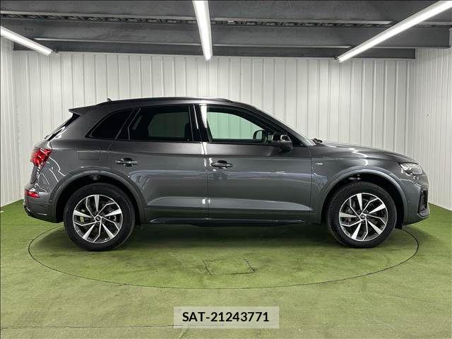 Audi Q5 2021-06 8145497-14