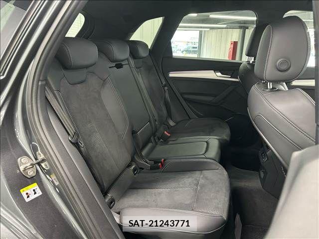 Audi Q5 2021-06 8145497-7