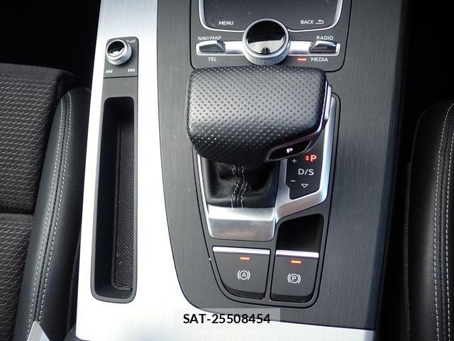 Audi Q5 2019-10 8157996-10