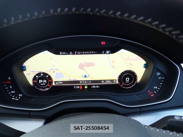 Audi Q5 2019-10 8157996-14