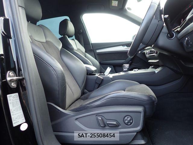 Audi Q5 2019-10 8157996-17
