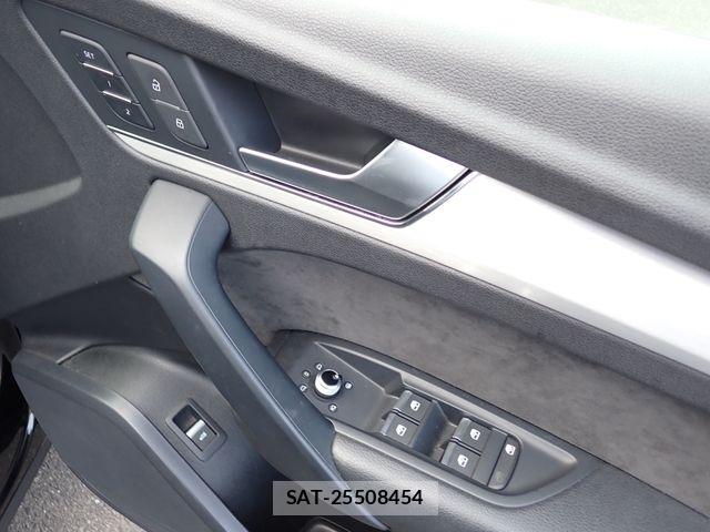 Audi Q5 2019-10 8157996-18