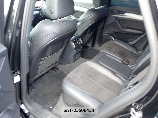 Audi Q5 2019-10 8157996-21