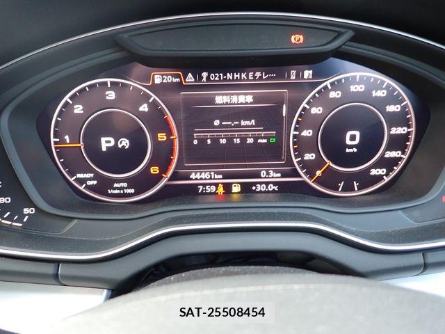 Audi Q5 2019-10 8157996-8