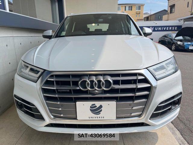 Audi Q5 2019-08 8206413-14