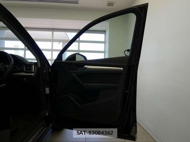 Audi Q5 2019-12 8206414-23