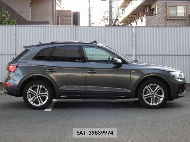 Audi Q5 2021-07 8206412-10