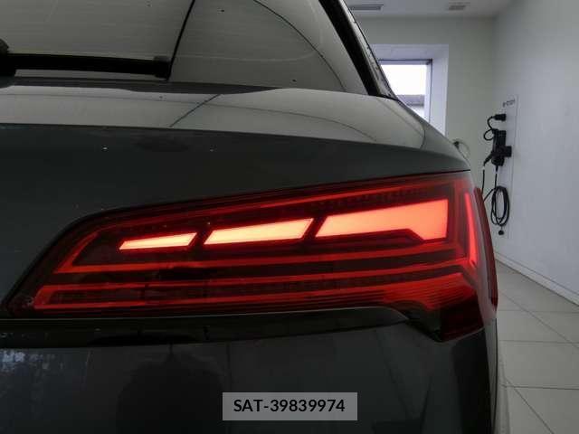 Audi Q5 2021-07 8206412-19