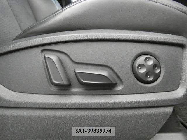 Audi Q5 2021-07 8206412-27