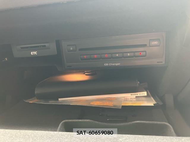 Audi Q5 2011-09 8206415-16