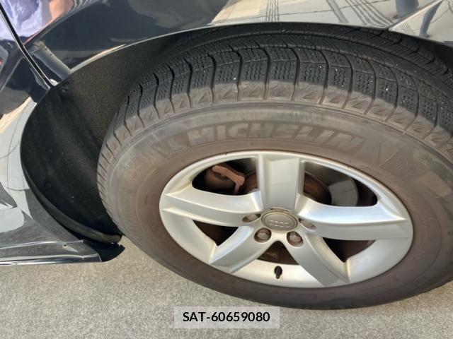 Audi Q5 2011-09 8206415-19