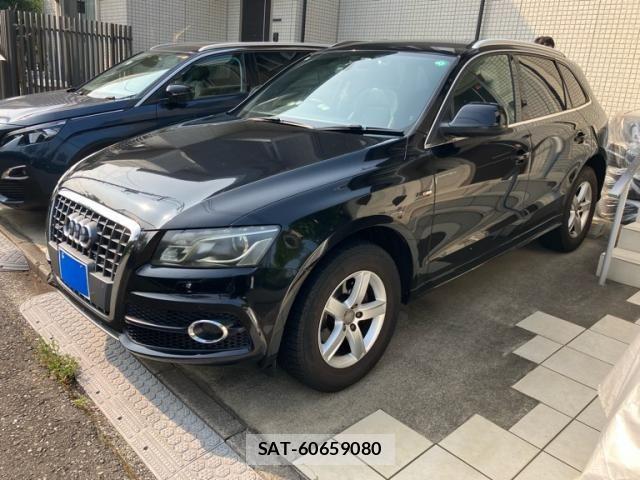 Audi Q5 2011-09 8206415-2
