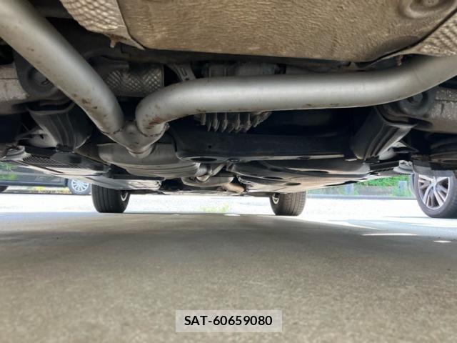 Audi Q5 2011-09 8206415-6