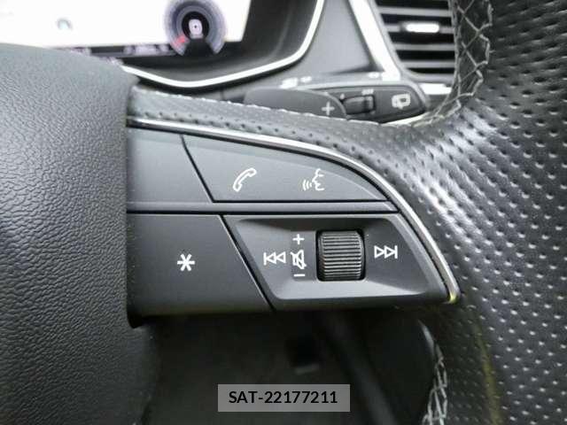 Audi Q5 2022-09 8206410-16