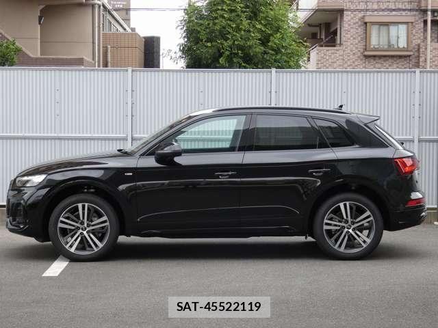 Audi Q5 2025-03 8206403-10