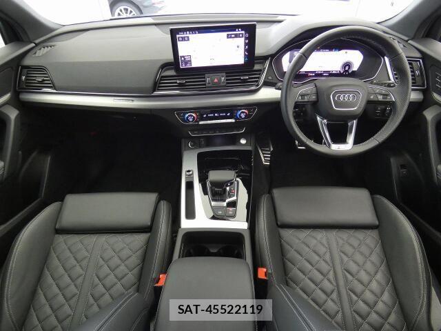 Audi Q5 2025-03 8206403-1