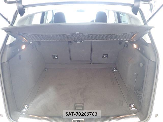 Audi Q5 2015-08 8206401-26