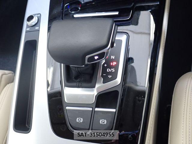Audi Q5 2021-10 8206402-14