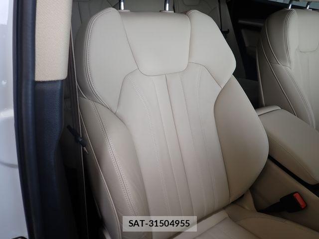 Audi Q5 2021-10 8206402-24