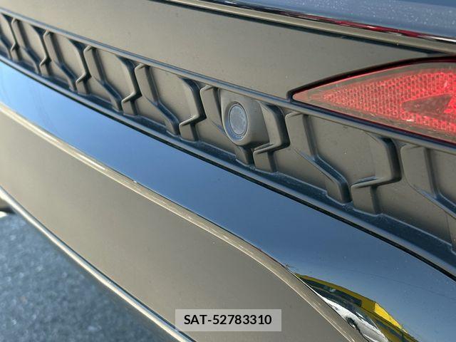 Audi Q5 2025-11 8228954-17