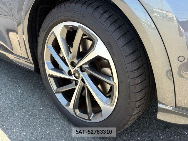 Audi Q5 2025-11 8228954-8