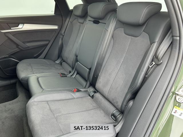 Audi Q5 2021-11 8228960-14