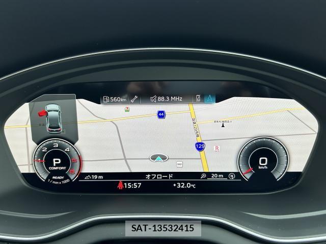 Audi Q5 2021-11 8228960-2