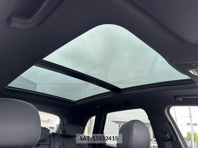 Audi Q5 2021-11 8228960-4