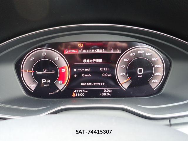 Audi Q5 2021-09 8244652-9