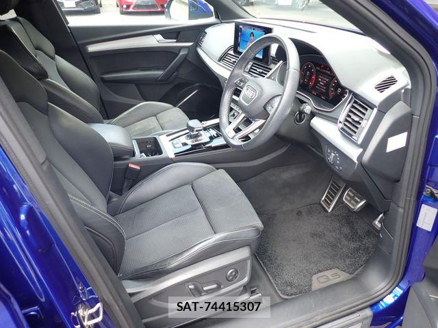 Audi Q5 2021-09 8244652-1