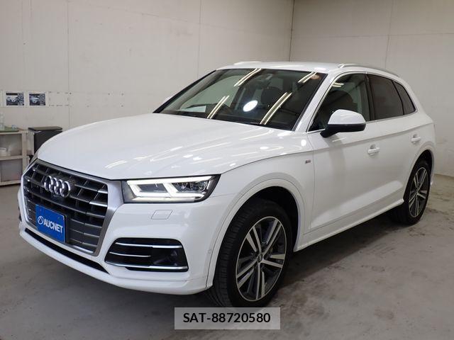 Audi Q5 2017-11 8244651-6